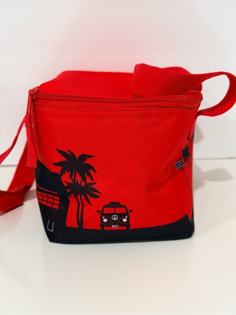 TRADER JOE'S | Red Insulated Lunch Tote - Picture 2 of 6